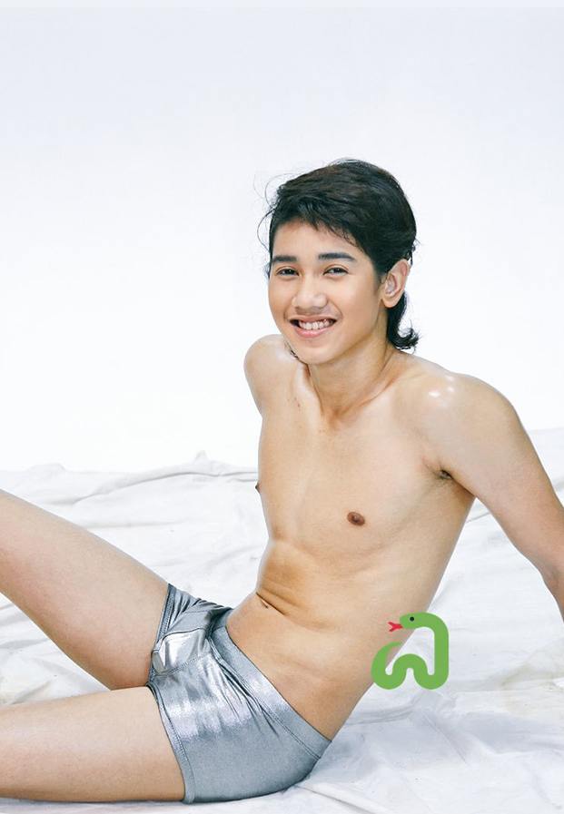 ก๊อต จิรายุ เจ้าโลกโผล่ว่อนเน็ต อดีตเคยแซ่บโผล่นิตยสารนู้ดสุดสยิว