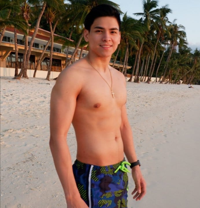 ชายหล่อ หุ่นแซ่บ 10