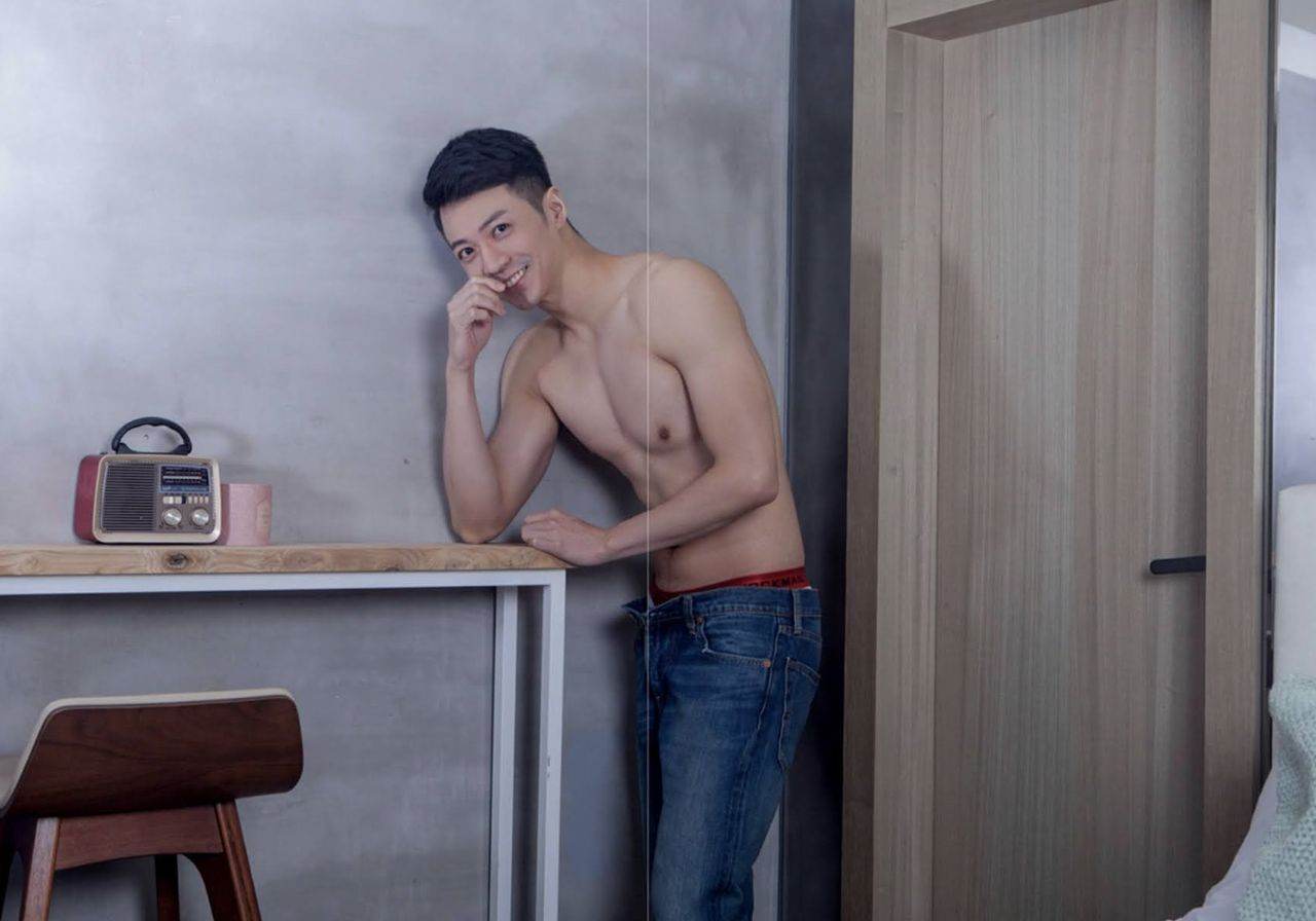หนุ่มหล่อขึ้นปก 953.1