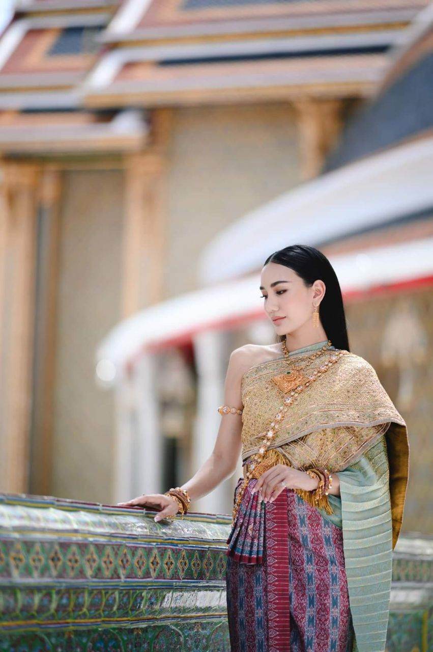 Sbai Thai dress: Thailand 🇹🇭