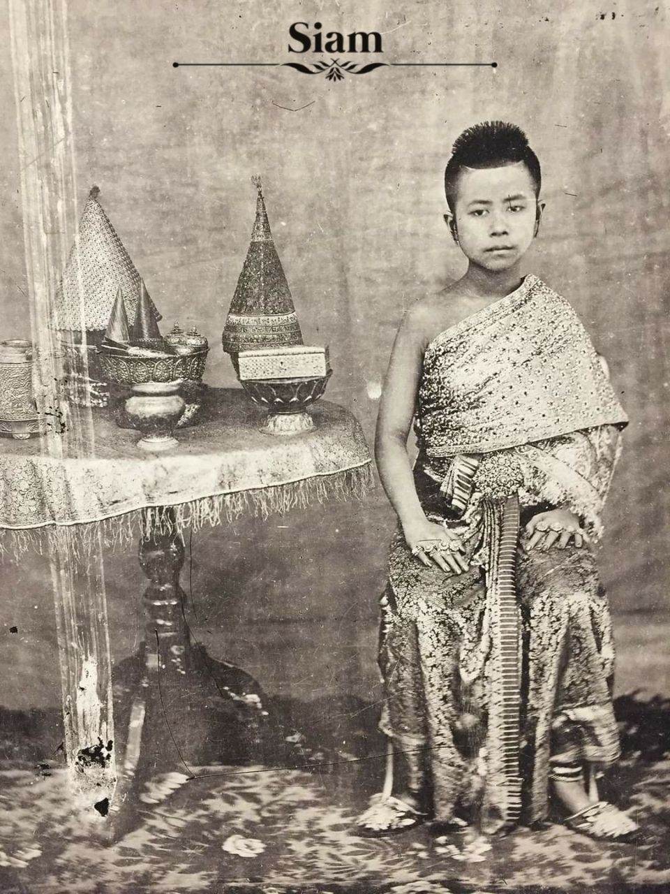 Sbai Thai dress: Thailand 🇹🇭