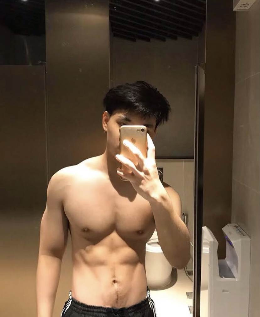 ชายหล่อ หุ่นแซ่บ 11