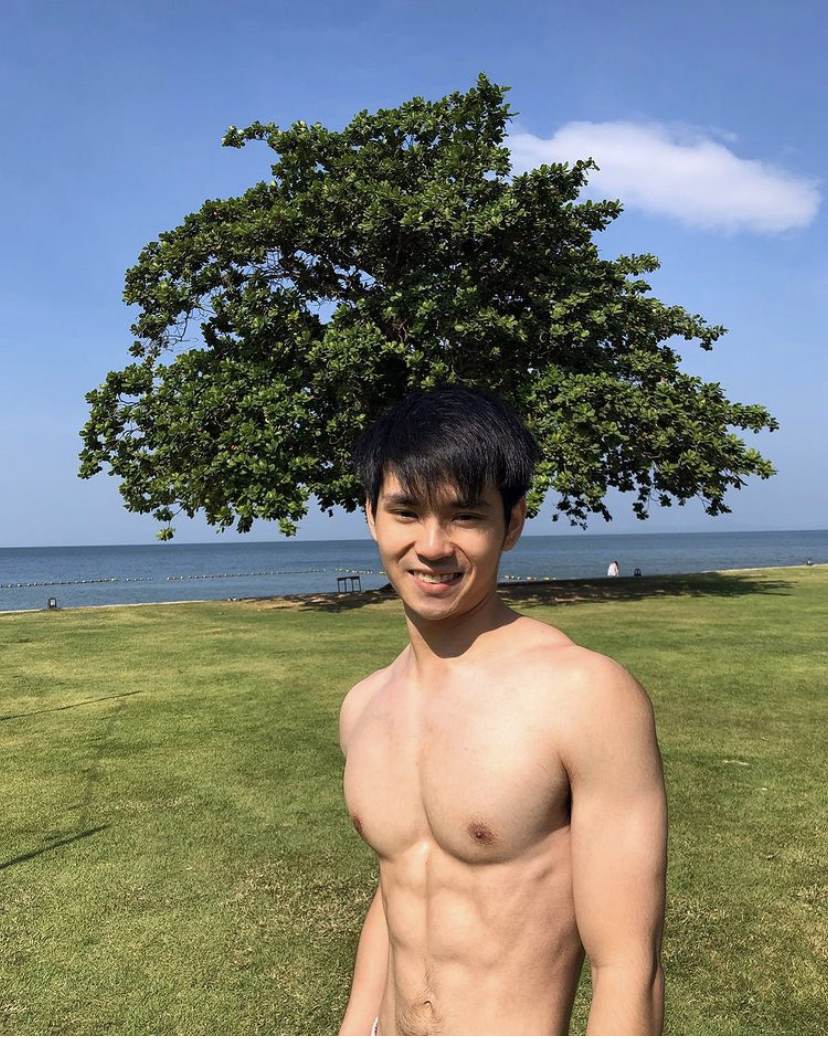 ชายหล่อ หุ่นแซ่บ 11