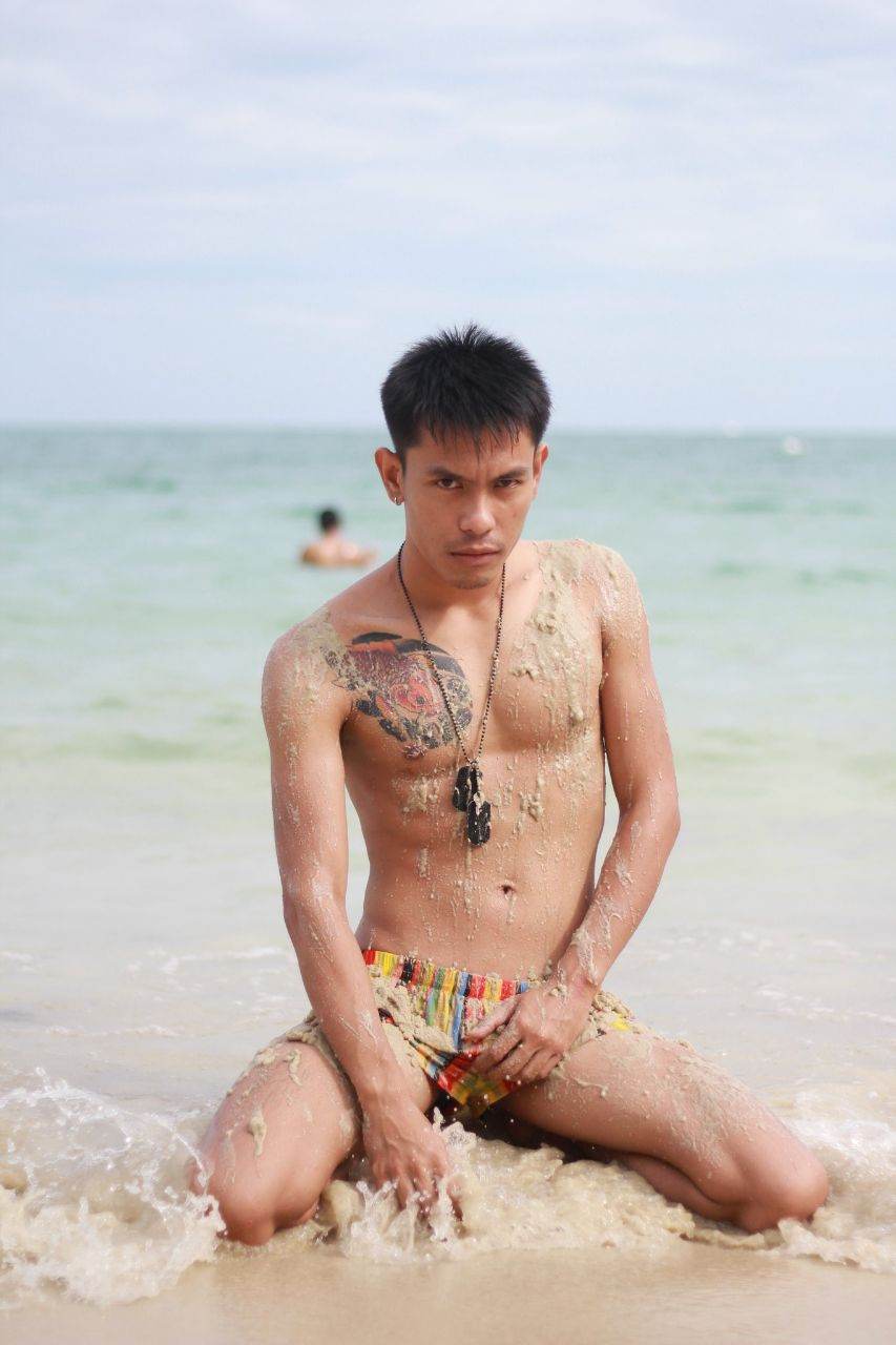 หล่อลอยสัก <<16>>