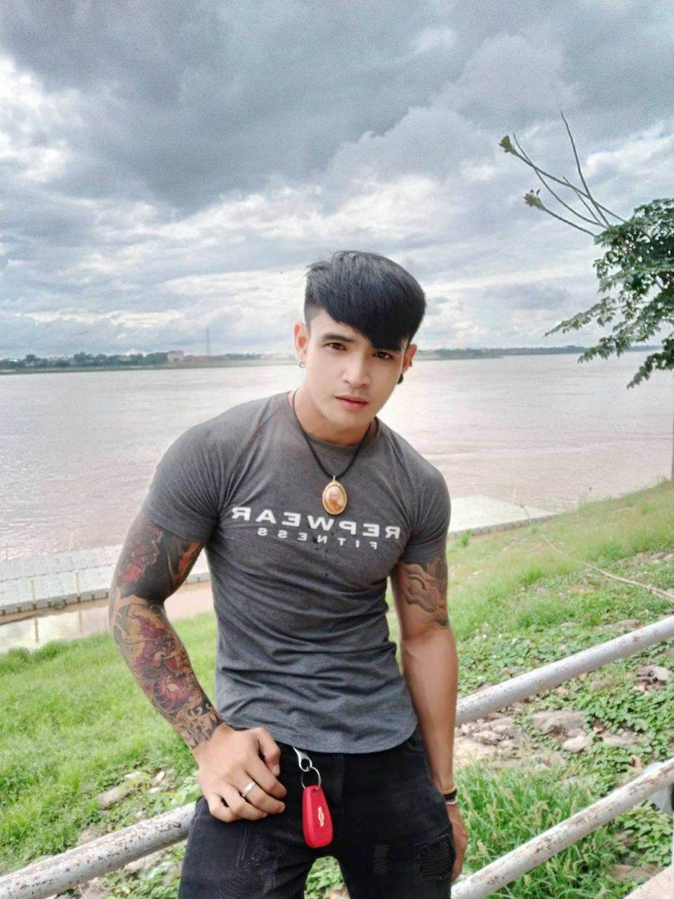 หล่อลอยสัก <<17>>