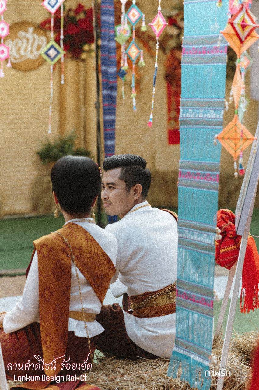THAILAND 🇹🇭 | ชุดแต่งงานอีสาน(งานกินดอง)