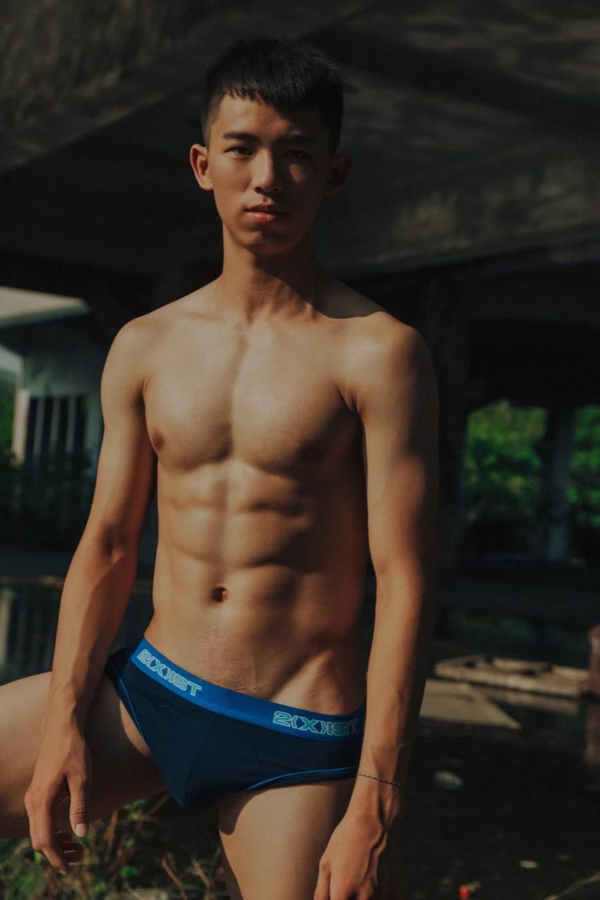 LINE OpenChat : Underwear For Men