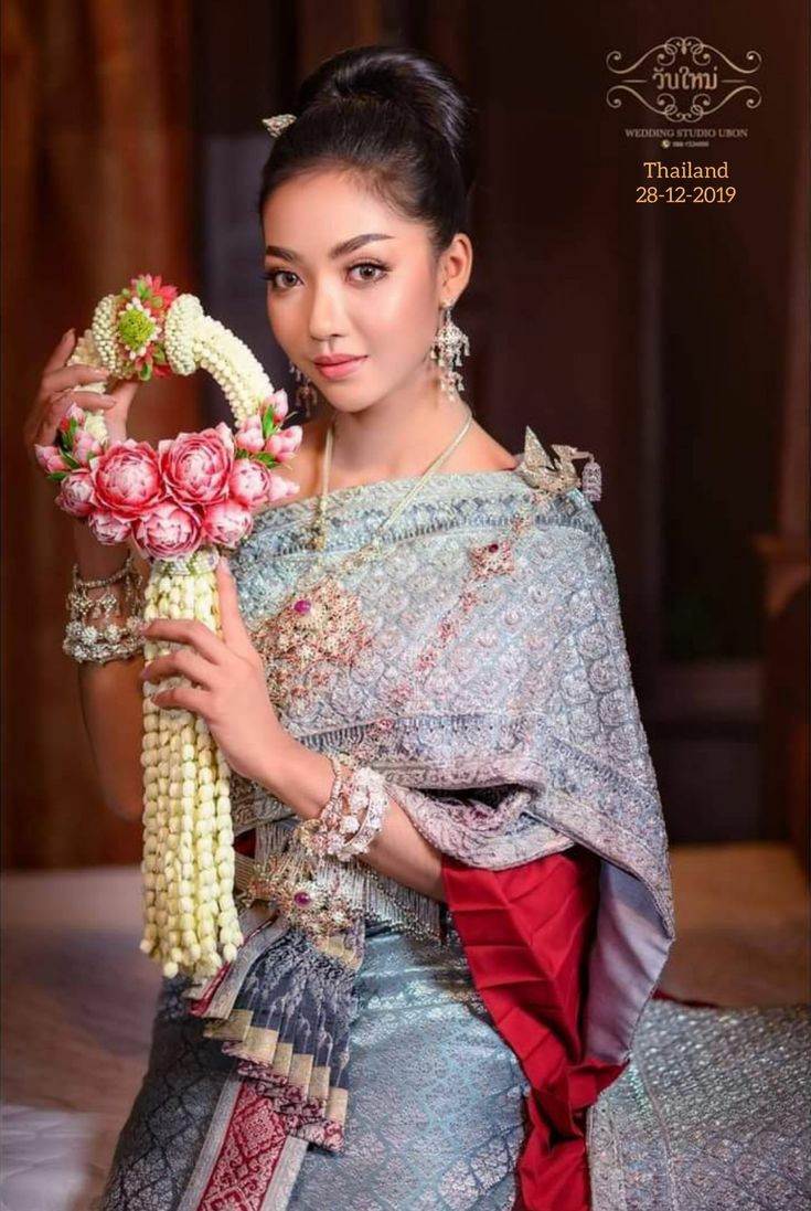 Sbai Thai dress: Thailand 🇹🇭