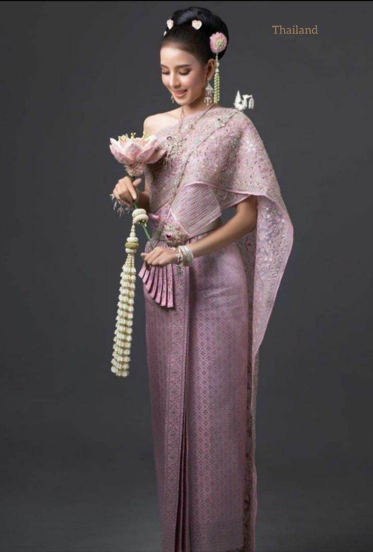 Sbai Thai dress: Thailand 🇹🇭