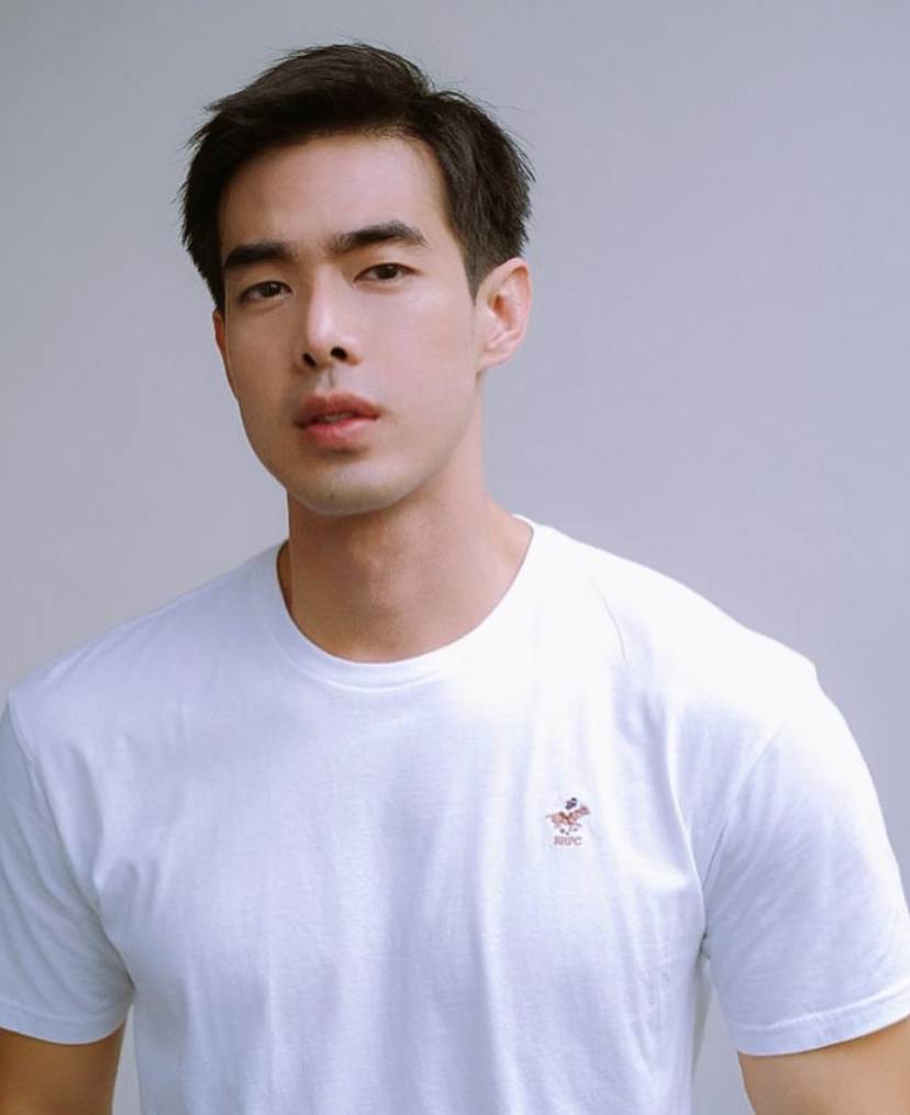 ชายหล่อ หุ่นแซ่บ 13