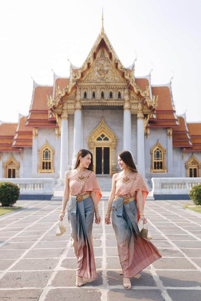 Sbai Thai dress: Thailand 🇹🇭