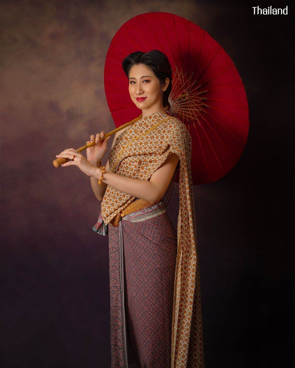 THAILAND 🇹🇭 | The Sbai in Thailand, THAI DRESS, ชุดไทย