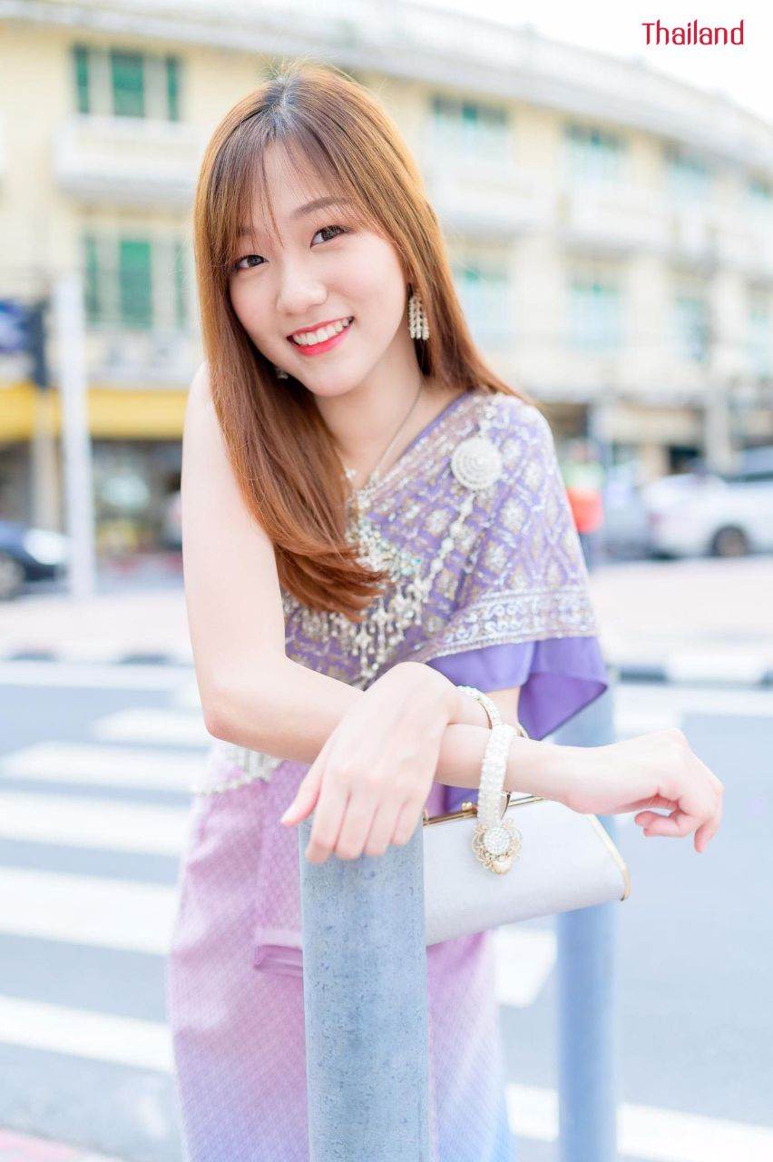 THAILAND 🇹🇭 | The Sbai, Thai dress (ชุดไทย)