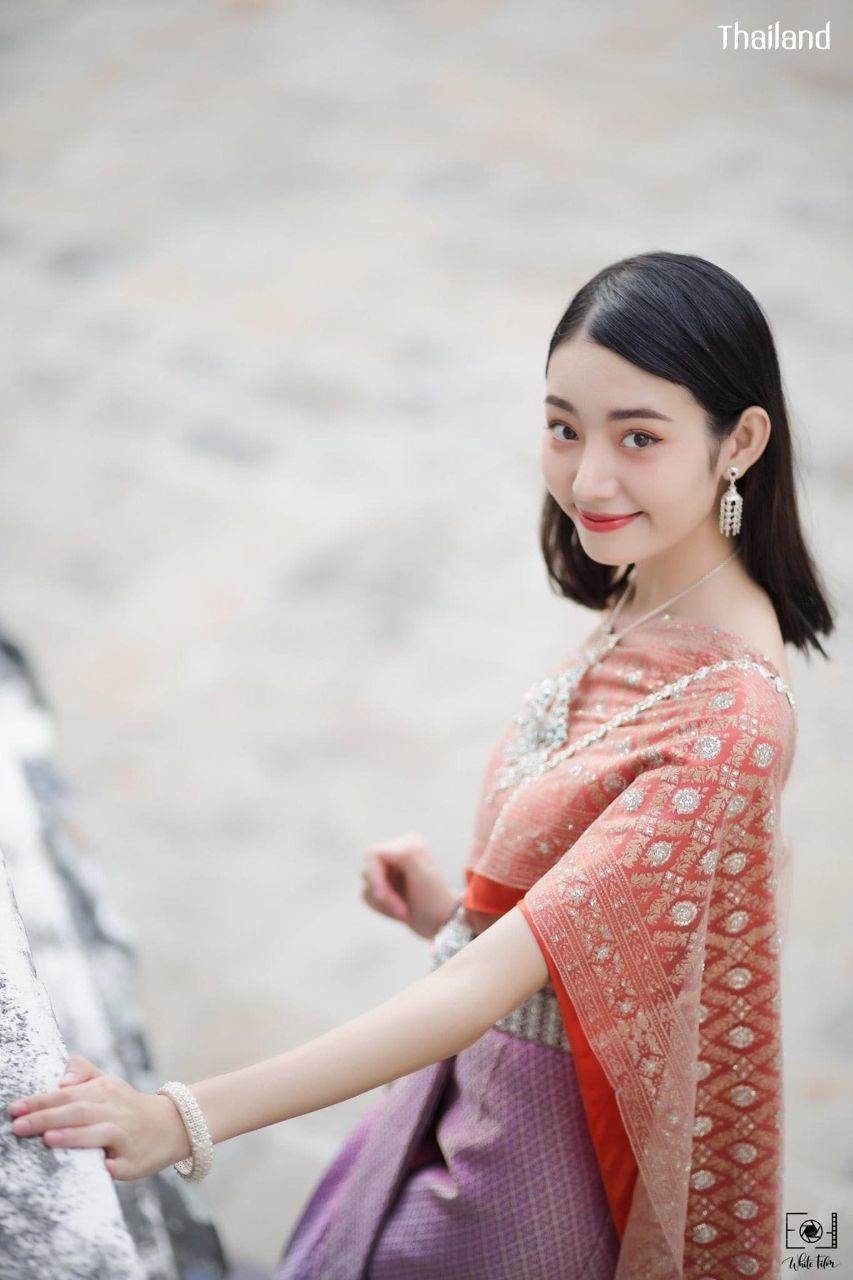 THAILAND 🇹🇭 | The Sbai, Thai dress (ชุดไทย)