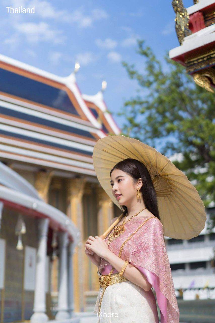 THAILAND 🇹🇭 | The Sbai, Thai dress (ชุดไทย)