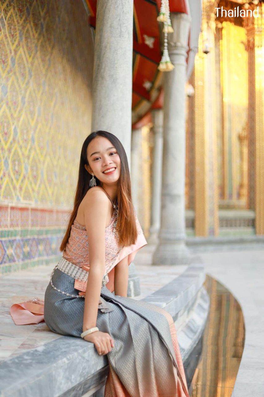 THAILAND 🇹🇭 | The Sbai, Thai dress (ชุดไทย)