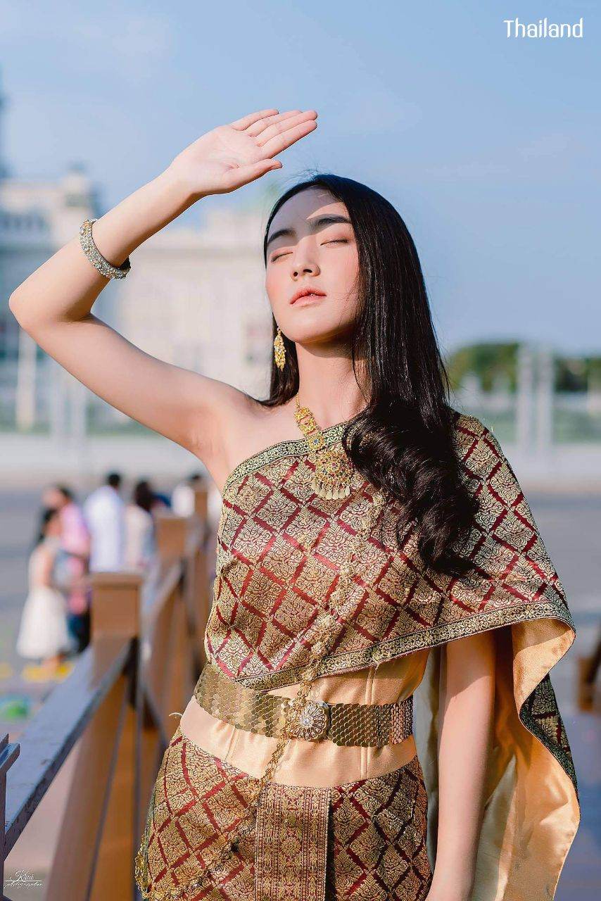 THAILAND 🇹🇭 | The Sbai, Thai dress (ชุดไทย)