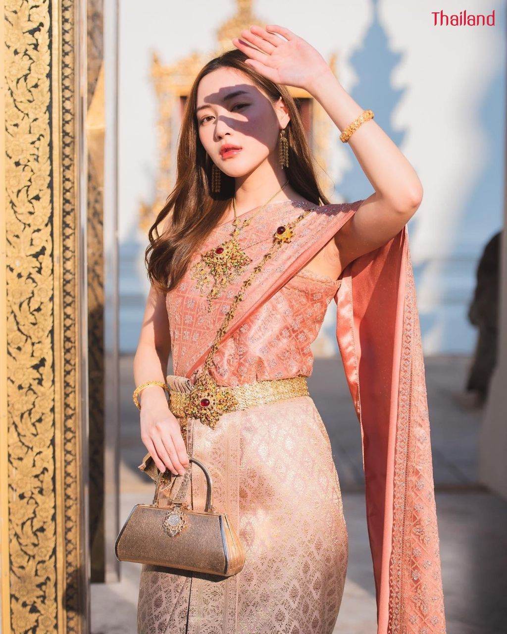 THAILAND 🇹🇭 | The Sbai, Thai dress (ชุดไทย)