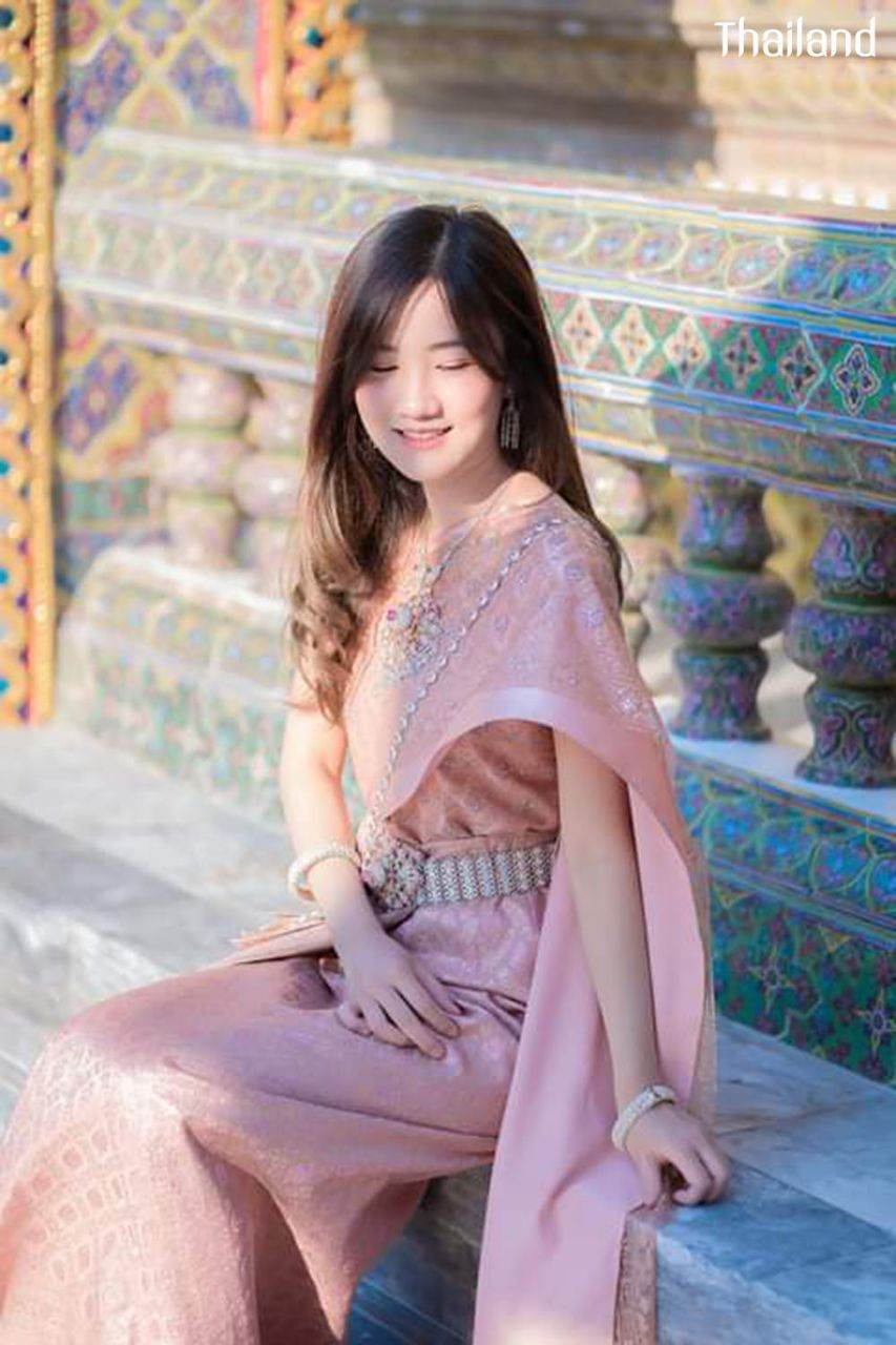THAILAND 🇹🇭 | The Sbai, Thai dress (สไบ-ชุดไทย)