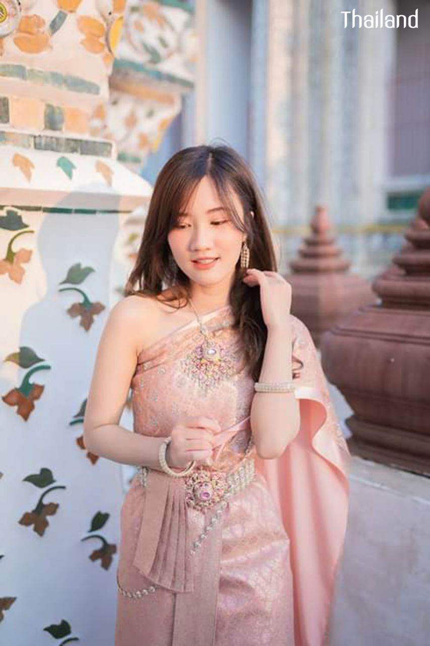 THAILAND 🇹🇭 | The Sbai, Thai dress (สไบ-ชุดไทย)