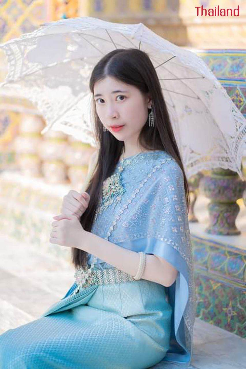 THAILAND 🇹🇭 | The Sbai, Thai dress (สไบ-ชุดไทย)