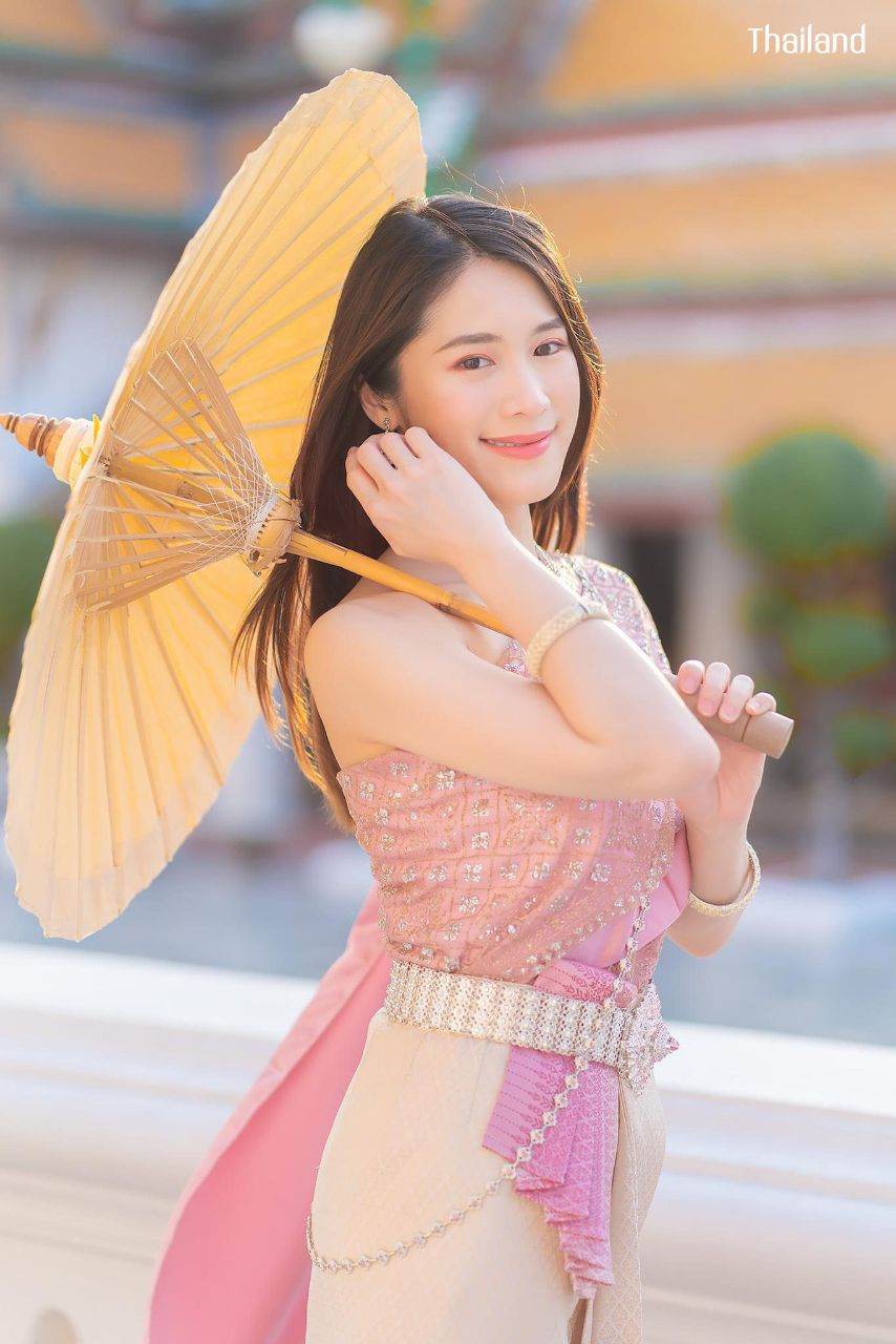 THAILAND 🇹🇭 | The Sbai, Thai dress (สไบ-ชุดไทย)