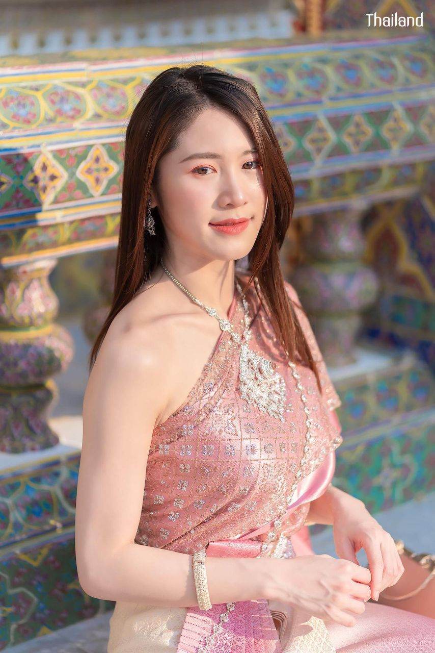 THAILAND 🇹🇭 | The Sbai, Thai dress (สไบ-ชุดไทย)