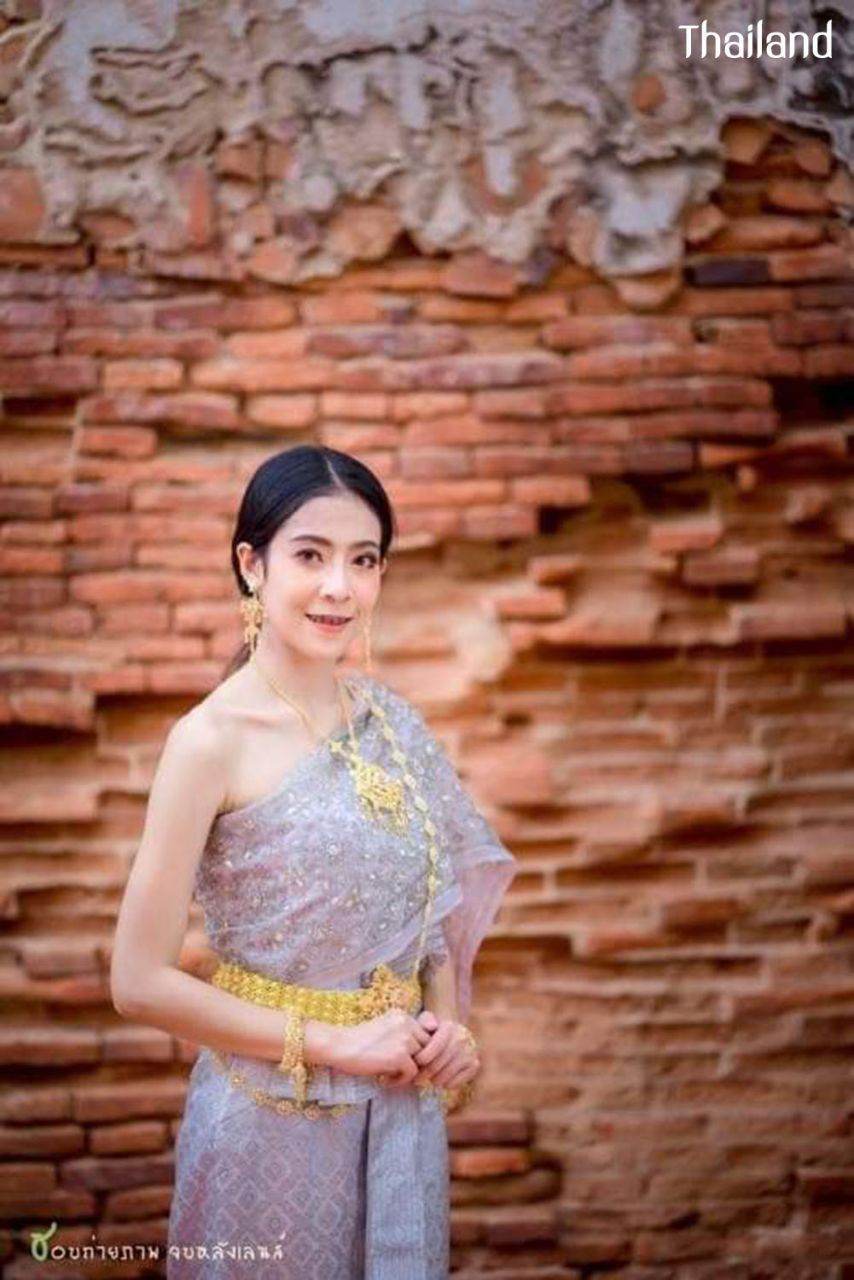 THAILAND 🇹🇭 | The Sbai, Thai dress (สไบ-ชุดไทย)