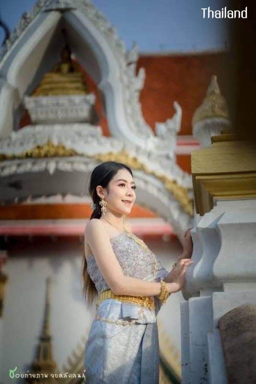 THAILAND 🇹🇭 | The Sbai, Thai dress (สไบ-ชุดไทย)