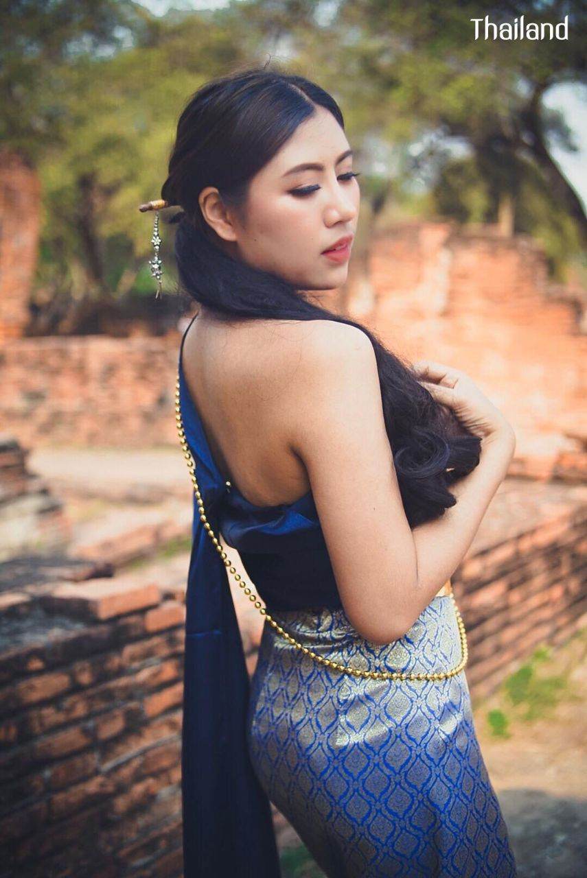 THAILAND 🇹🇭 | The Sbai, Thai dress (สไบ-ชุดไทย)
