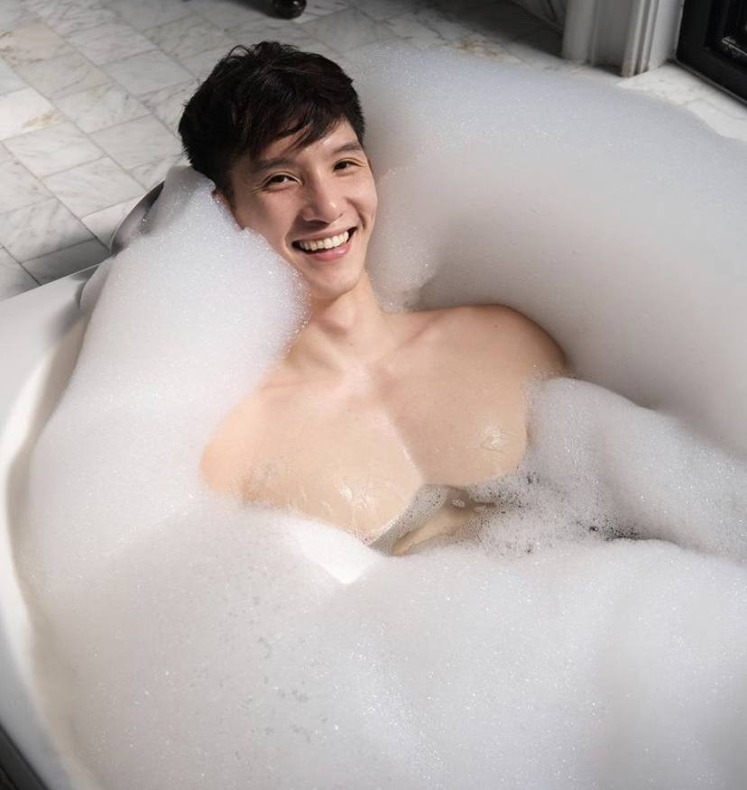 ผู้ชาย ลงอ่าง -5-