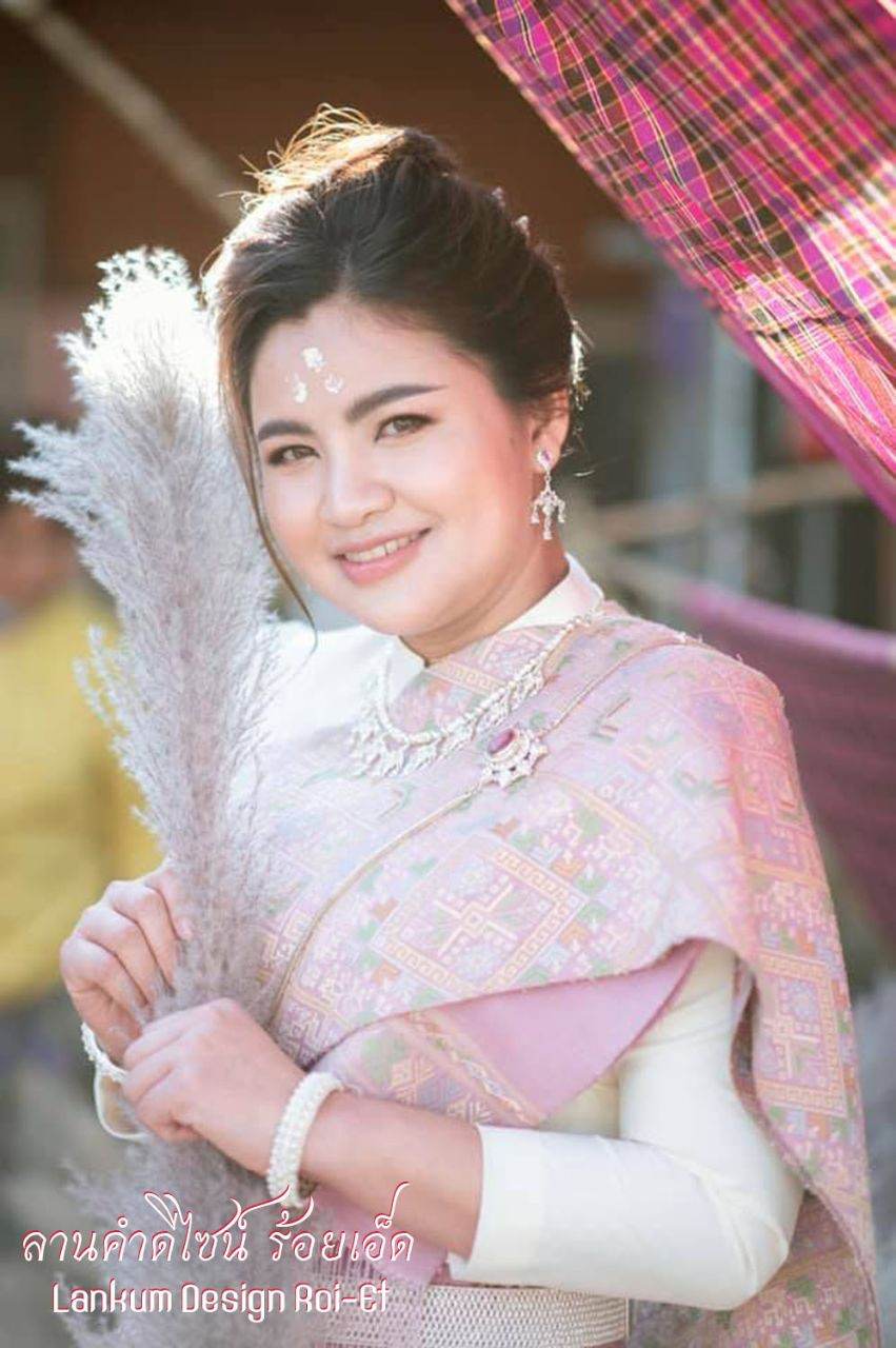 ชุดไทยศิวาลัย | Thai Siwalai Dress, Thai National Costume