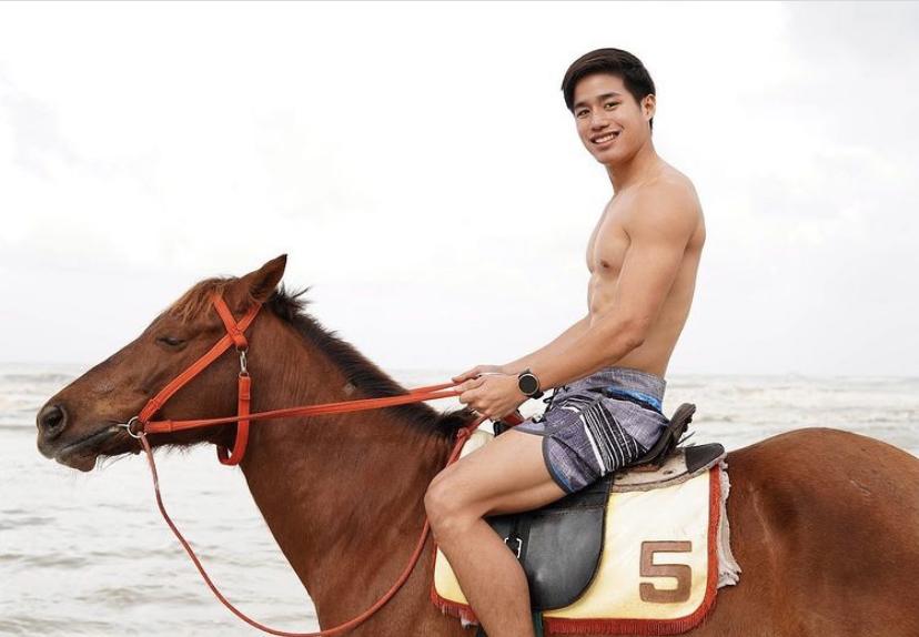 รักพี่เสียดายน้อง ฝาแฝดโป้งปั้น