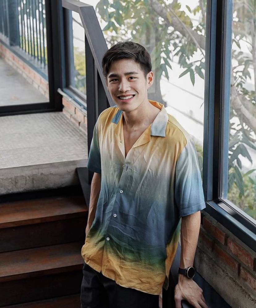 รักพี่เสียดายน้อง ฝาแฝดโป้งปั้น