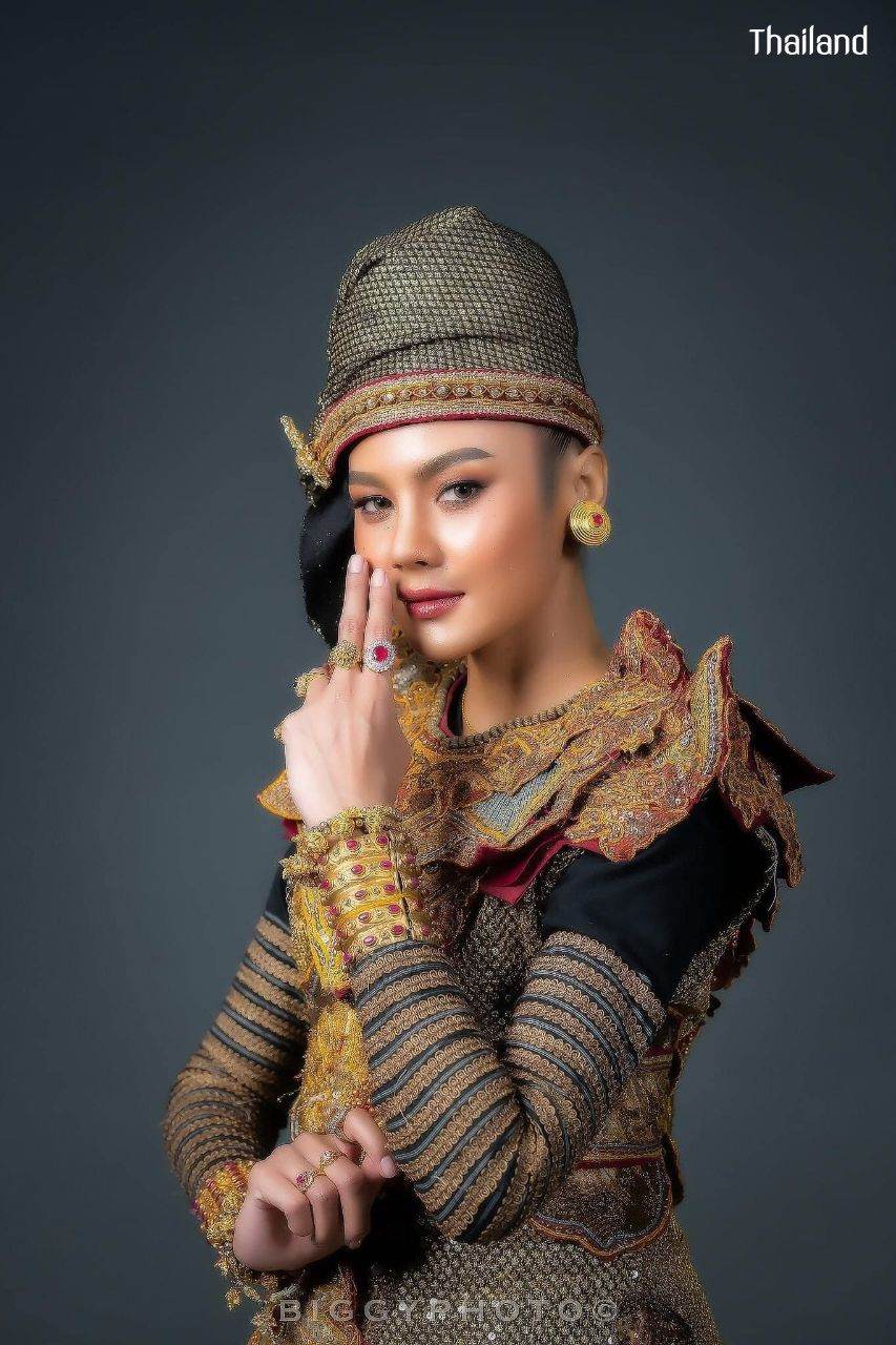 THAILAND 🇹🇭 | Thai dance: บุเรงนองตรวจพล
