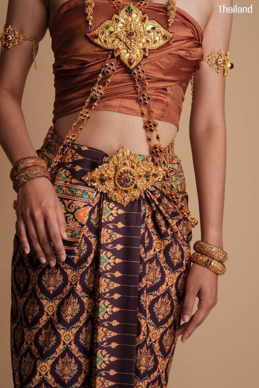 THAILAND 🇹🇭 | The royal costume of the Ayutthaya kingdom, การแต่งกายสมัยอยุธยา