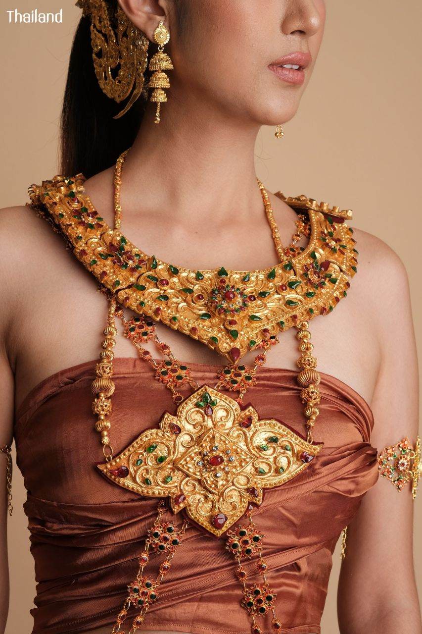 THAILAND 🇹🇭 | The royal costume of the Ayutthaya kingdom, การแต่งกายสมัยอยุธยา