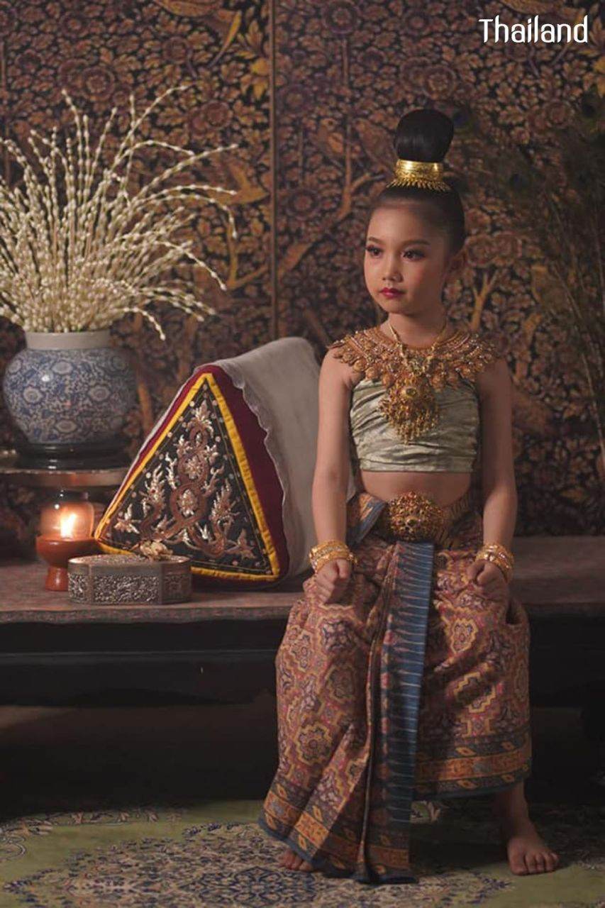 THAILAND 🇹🇭 | The royal costume of the Ayutthaya kingdom, การแต่งกายสมัยอยุธยา