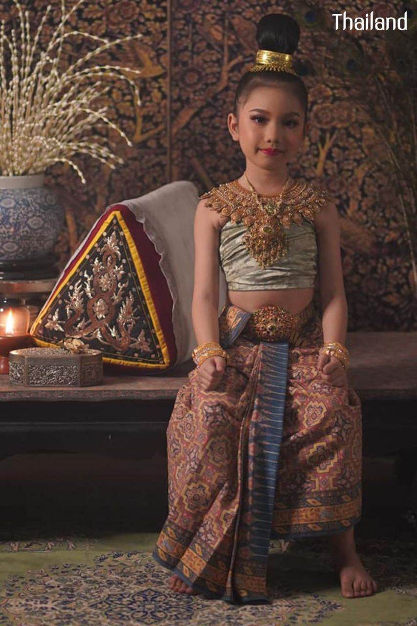 THAILAND 🇹🇭 | The royal costume of the Ayutthaya kingdom, การแต่งกายสมัยอยุธยา