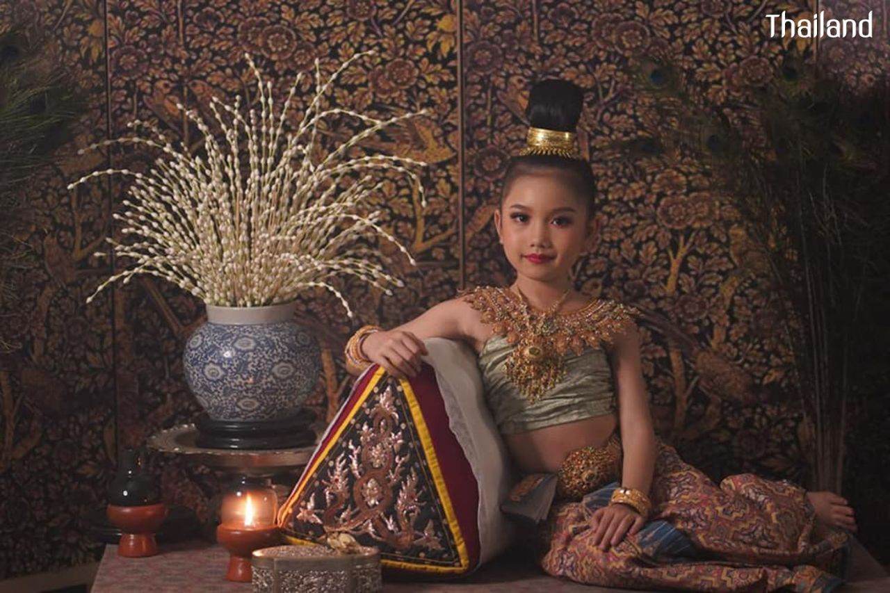 THAILAND 🇹🇭 | The royal costume of the Ayutthaya kingdom, การแต่งกายสมัยอยุธยา