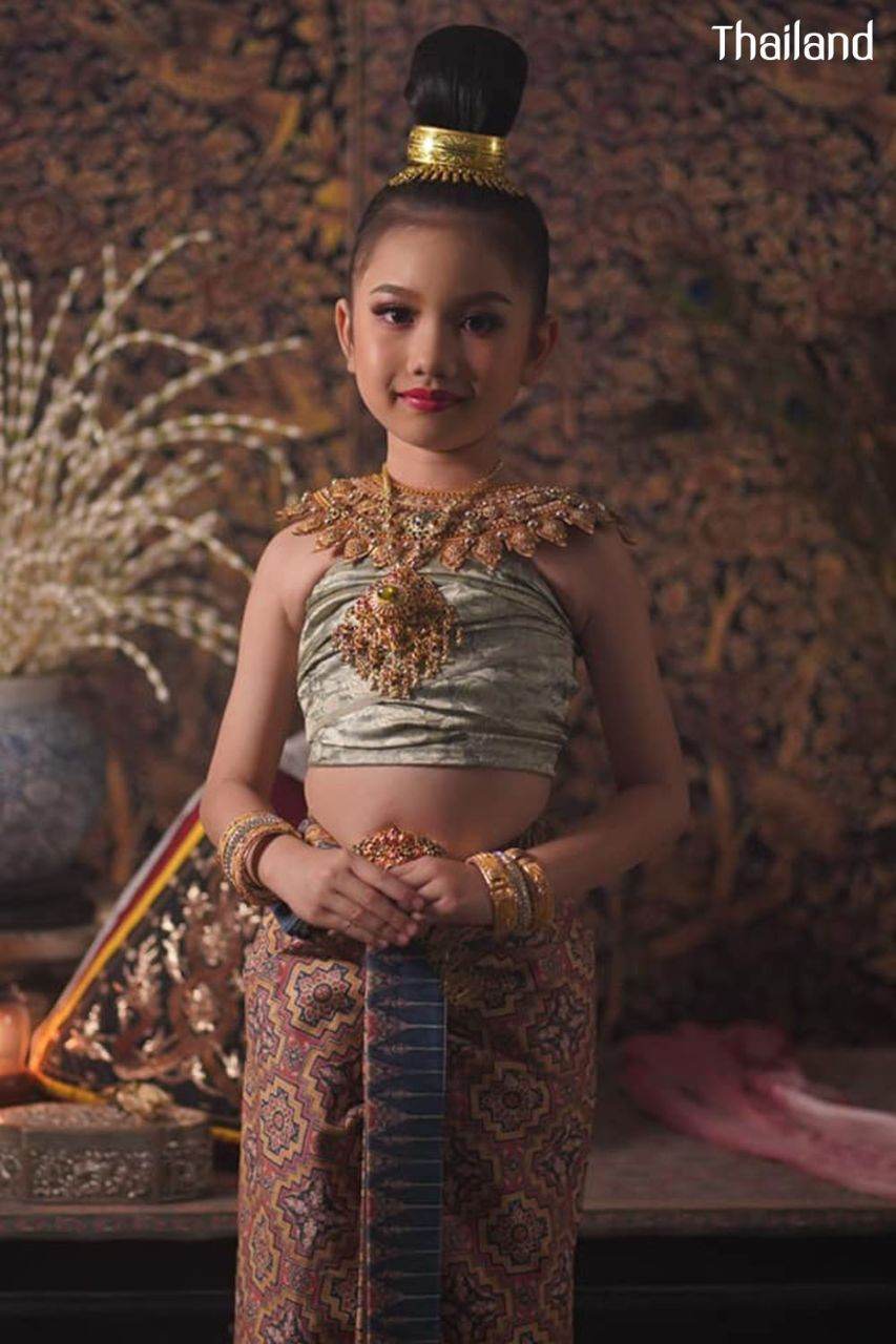 THAILAND 🇹🇭 | The royal costume of the Ayutthaya kingdom, การแต่งกายสมัยอยุธยา