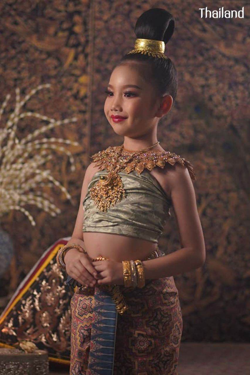 THAILAND 🇹🇭 | The royal costume of the Ayutthaya kingdom, การแต่งกายสมัยอยุธยา