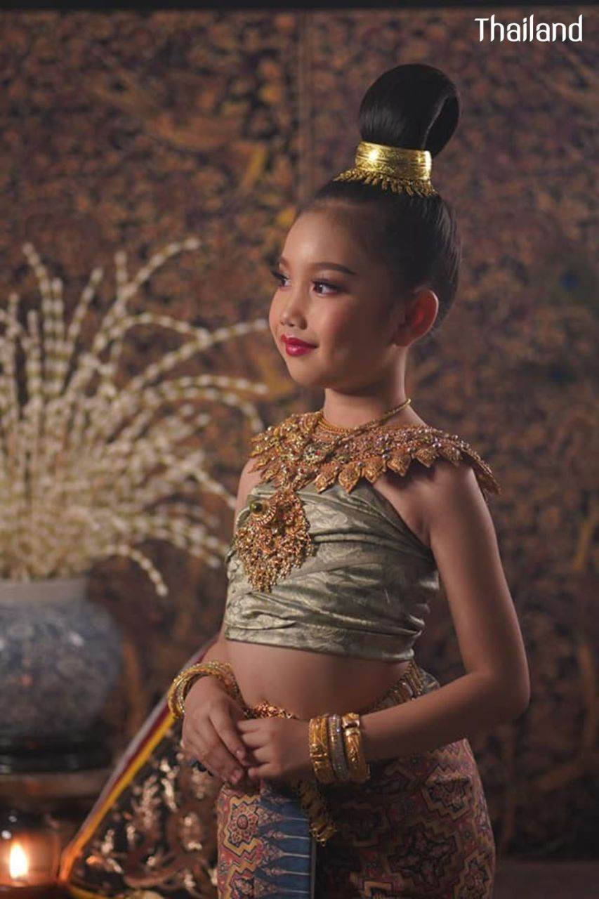 THAILAND 🇹🇭 | The royal costume of the Ayutthaya kingdom, การแต่งกายสมัยอยุธยา