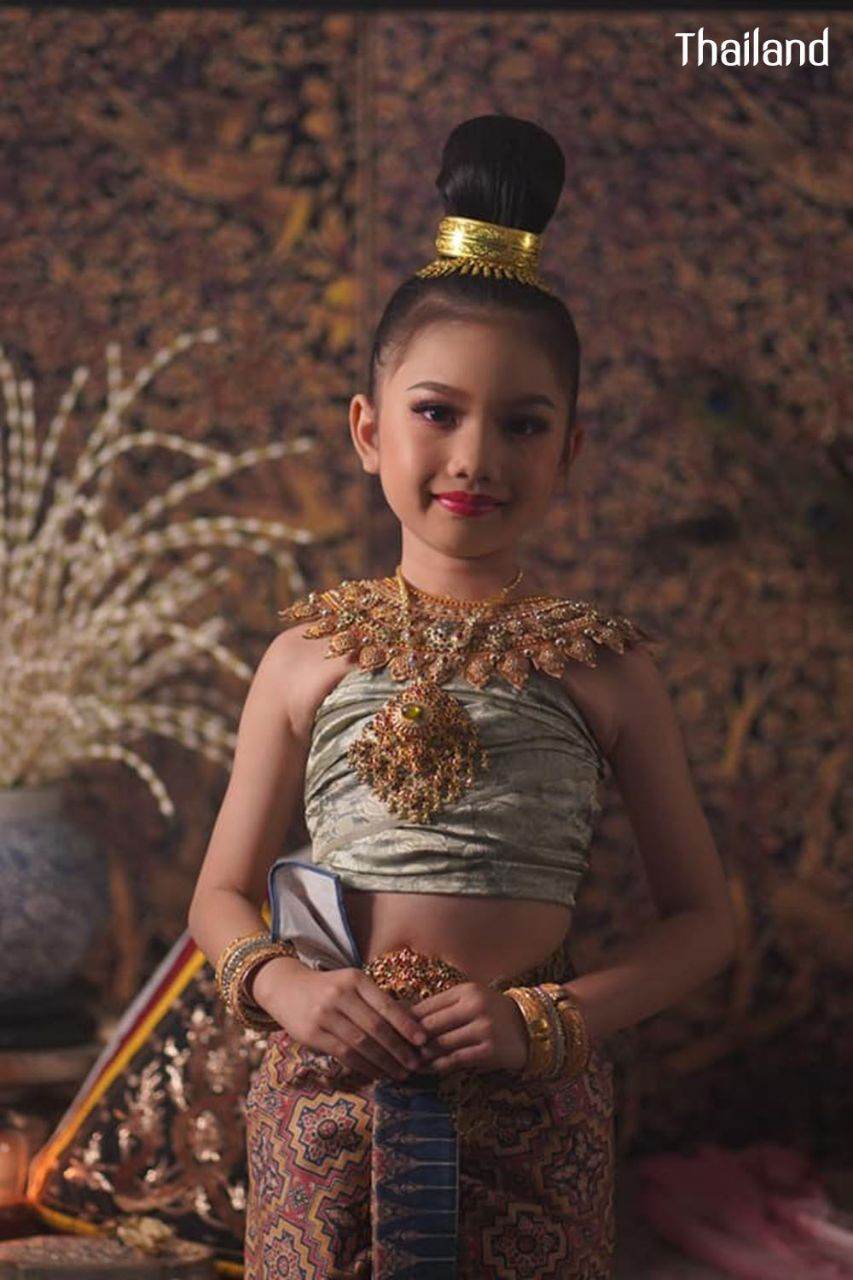 THAILAND 🇹🇭 | The royal costume of the Ayutthaya kingdom, การแต่งกายสมัยอยุธยา