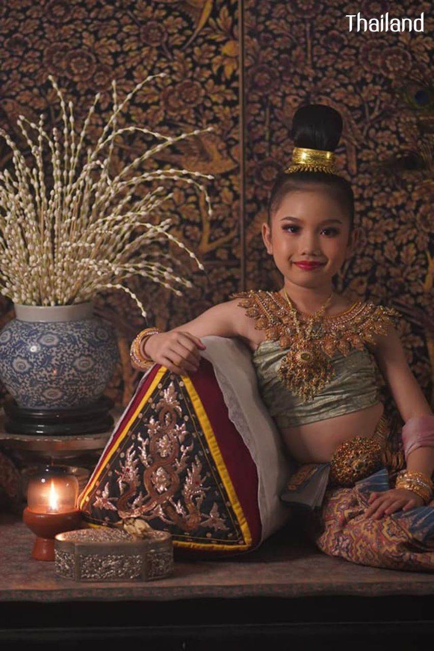 THAILAND 🇹🇭 | The royal costume of the Ayutthaya kingdom, การแต่งกายสมัยอยุธยา