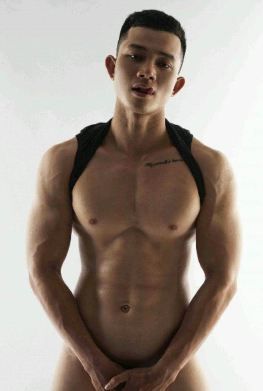 หนุ่มหล่อขึ้นปก 955.3