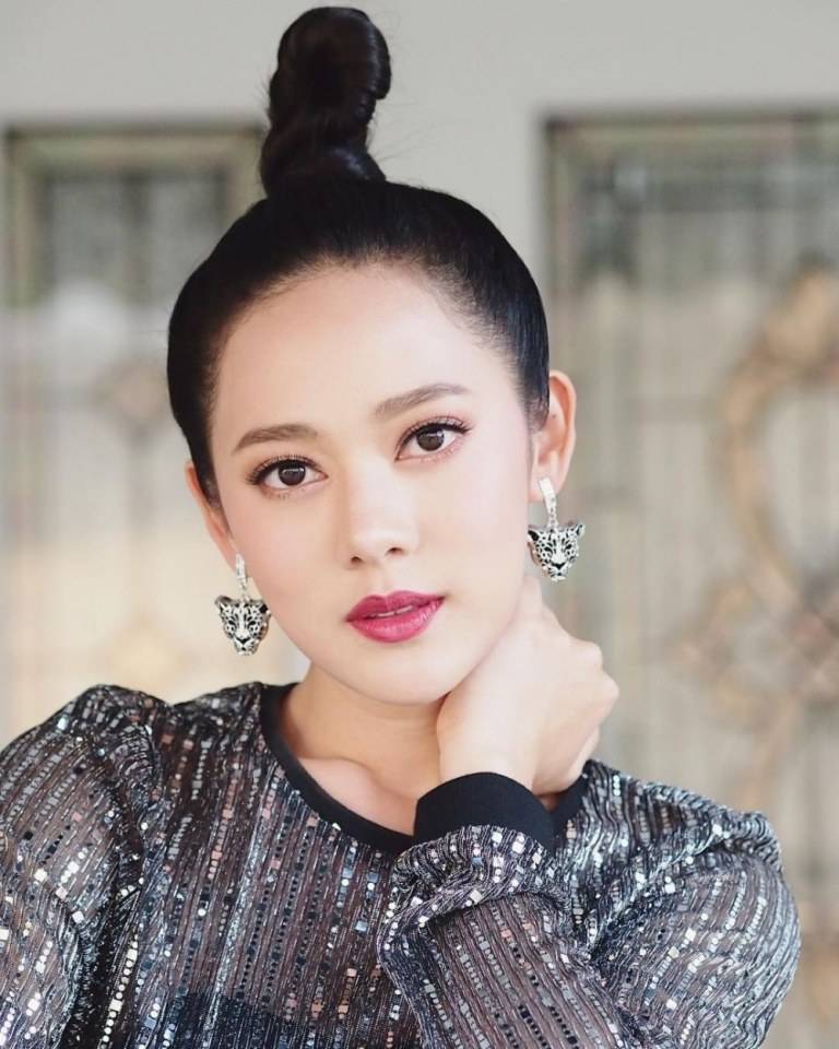 ทับทิม อัญรินทร์ เรือง โทน