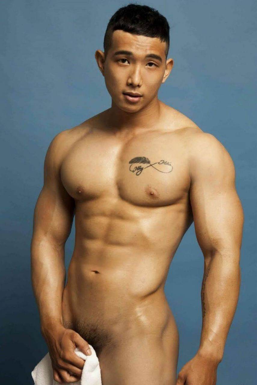 หนุ่มหล่อขึ้นปก 956.4