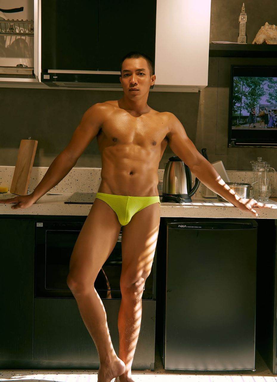 หนุ่มหล่อขึ้นปก 960.2