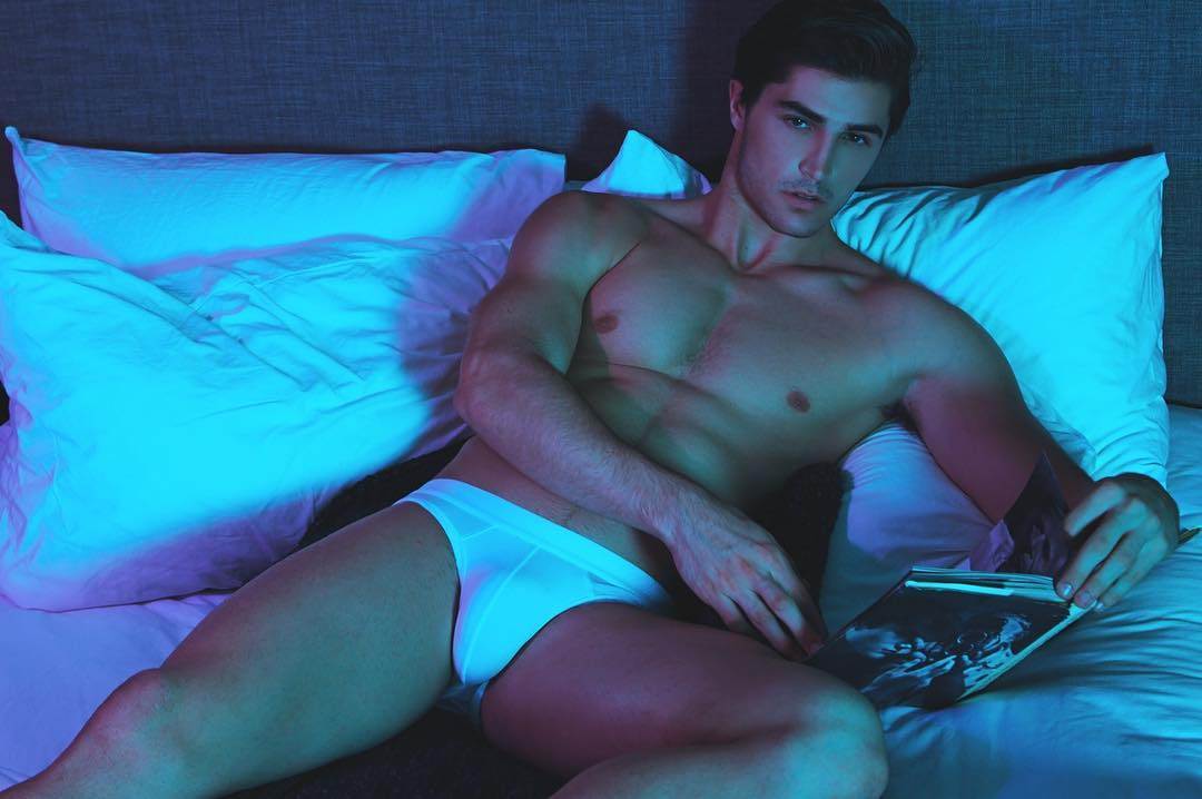 LINE OpenChat : Underwear For Men
